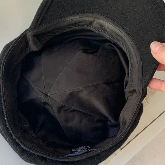 Black Newsboy Cap - Picture 8 of 11